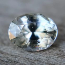 Natural Pale Yellow Sapphire – 1.58 Carat Oval Cut | Ceylon Origin