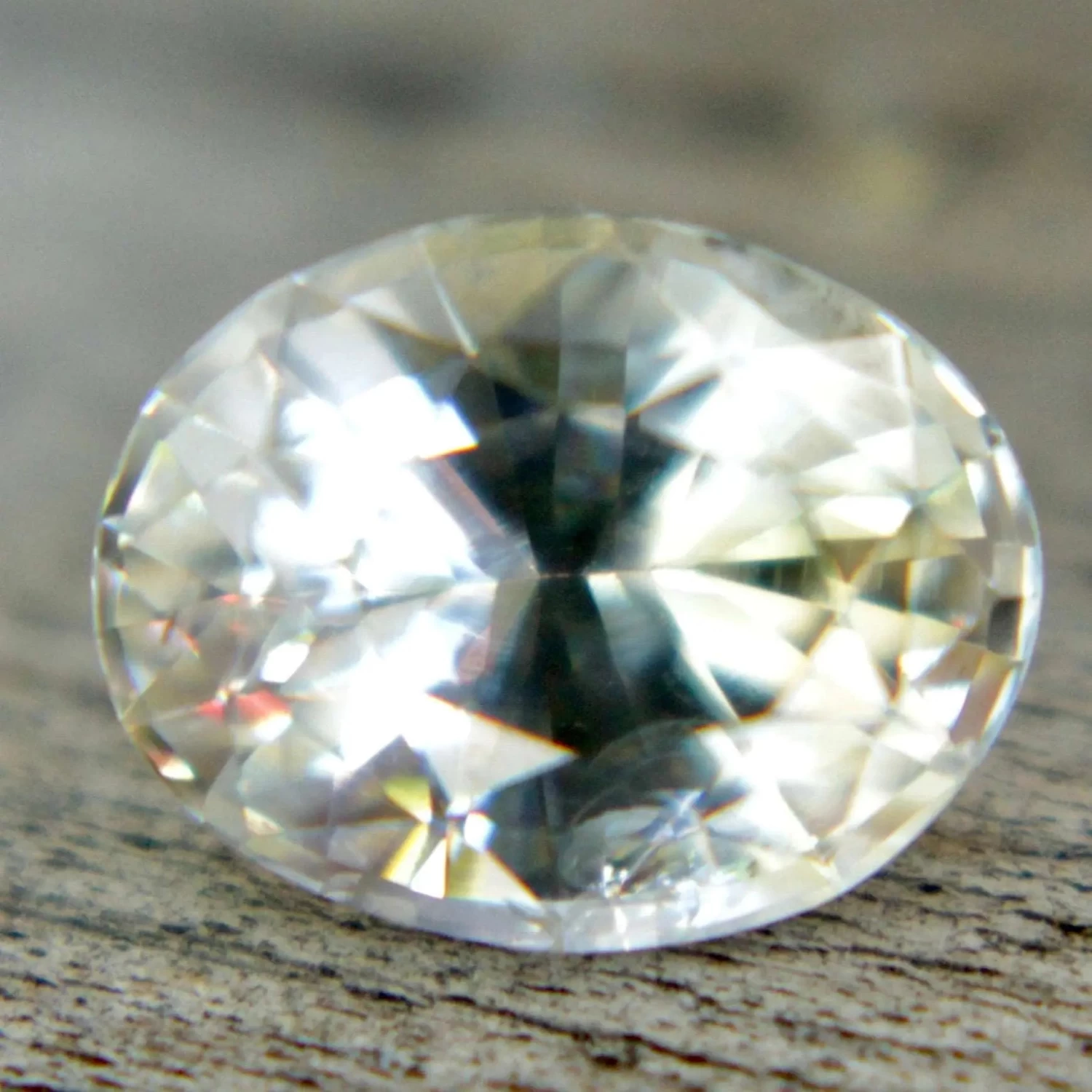 Natural Pale Yellow Sapphire – 1.58 Carat Oval Cut | Ceylon Origin 9 Natural Pale Yellow Sapphire – 1.58 Carat Oval Cut | Ceylon Origin - Image 9