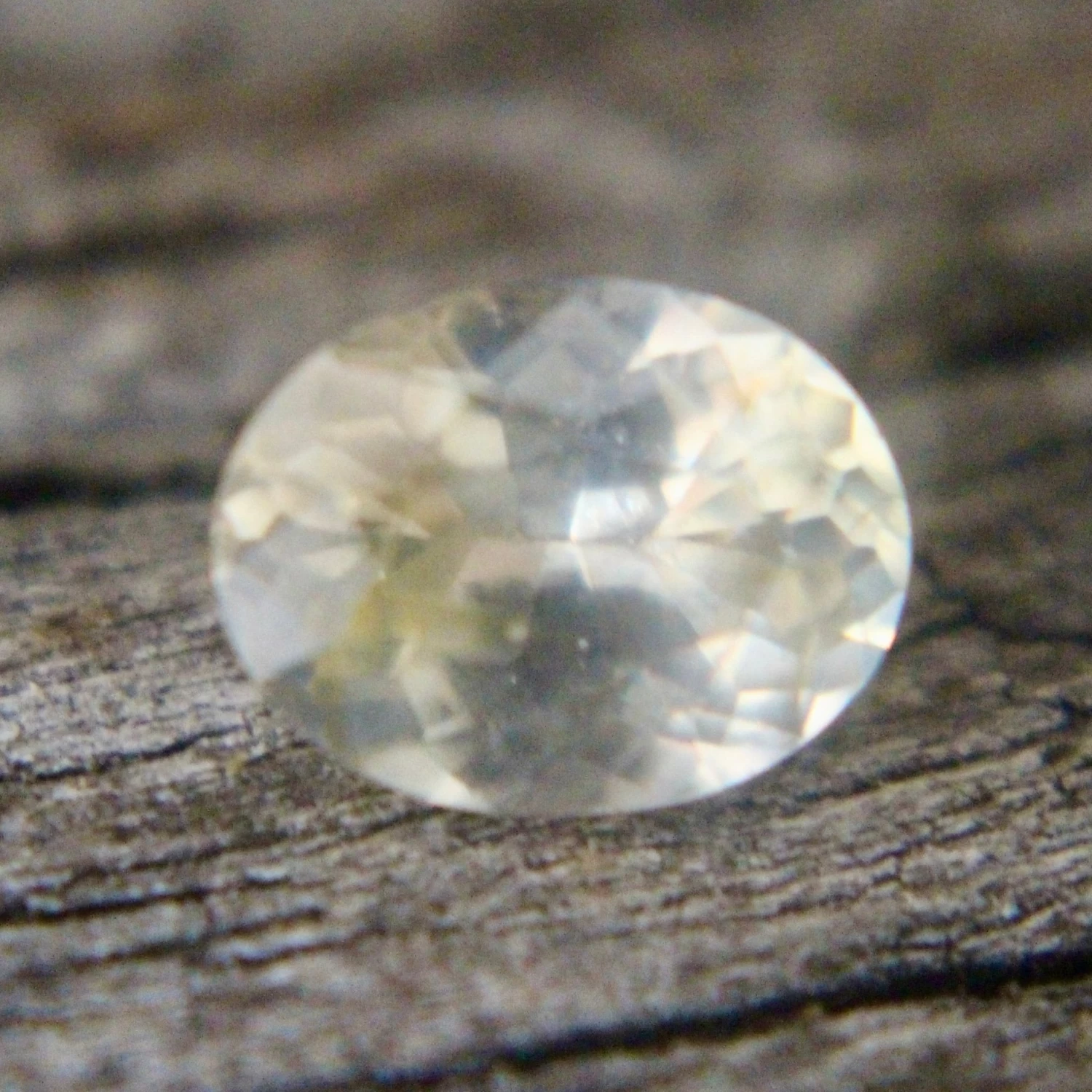 Natural Yellow Sapphire | Oval Cut | 1.12 Carat | 7.36x5.63x3.30 Mm | Gemstone | Ceylon 5 Natural Yellow Sapphire | Oval Cut | 1.12 Carat | 7.36x5.63x3.30 Mm | Gemstone | Ceylon - Image 5