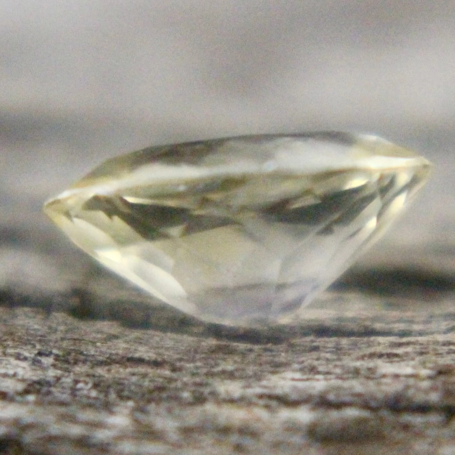 Natural Yellow Sapphire | Oval Cut | 1.12 Carat | 7.36x5.63x3.30 Mm | Gemstone | Ceylon 3 Natural Yellow Sapphire | Oval Cut | 1.12 Carat | 7.36x5.63x3.30 Mm | Gemstone | Ceylon - Image 3