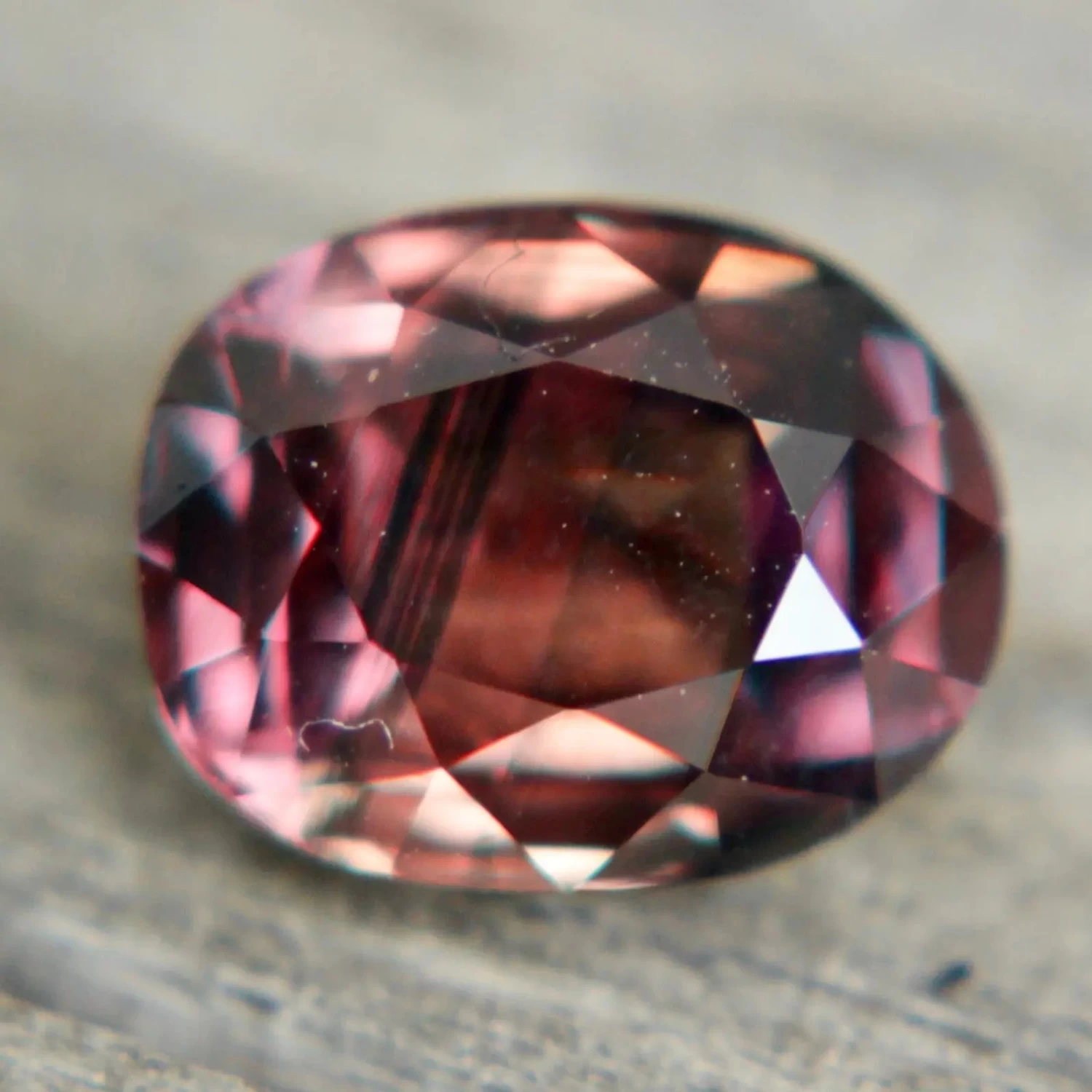 Natural Pinkish Purple Sapphire 5 Natural Pinkish Purple Sapphire - Image 5