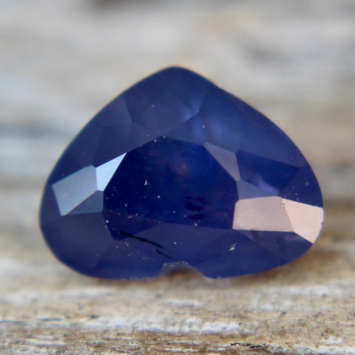 🌟 Natural Purple Sapphire – Heart Cut – 1.94 Carat 6 🌟 Natural Purple Sapphire – Heart Cut – 1.94 Carat - Image 6