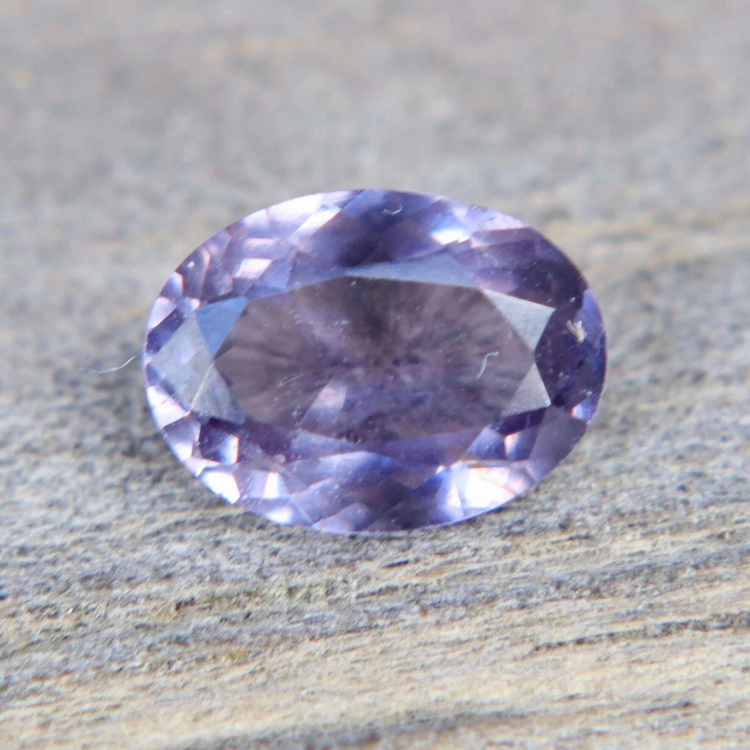 Natural Purple Spinel – 0.75 Carat (Untreated, Ceylon Origin) 4 Natural Purple Spinel – 0.75 Carat (Untreated, Ceylon Origin) - Image 4