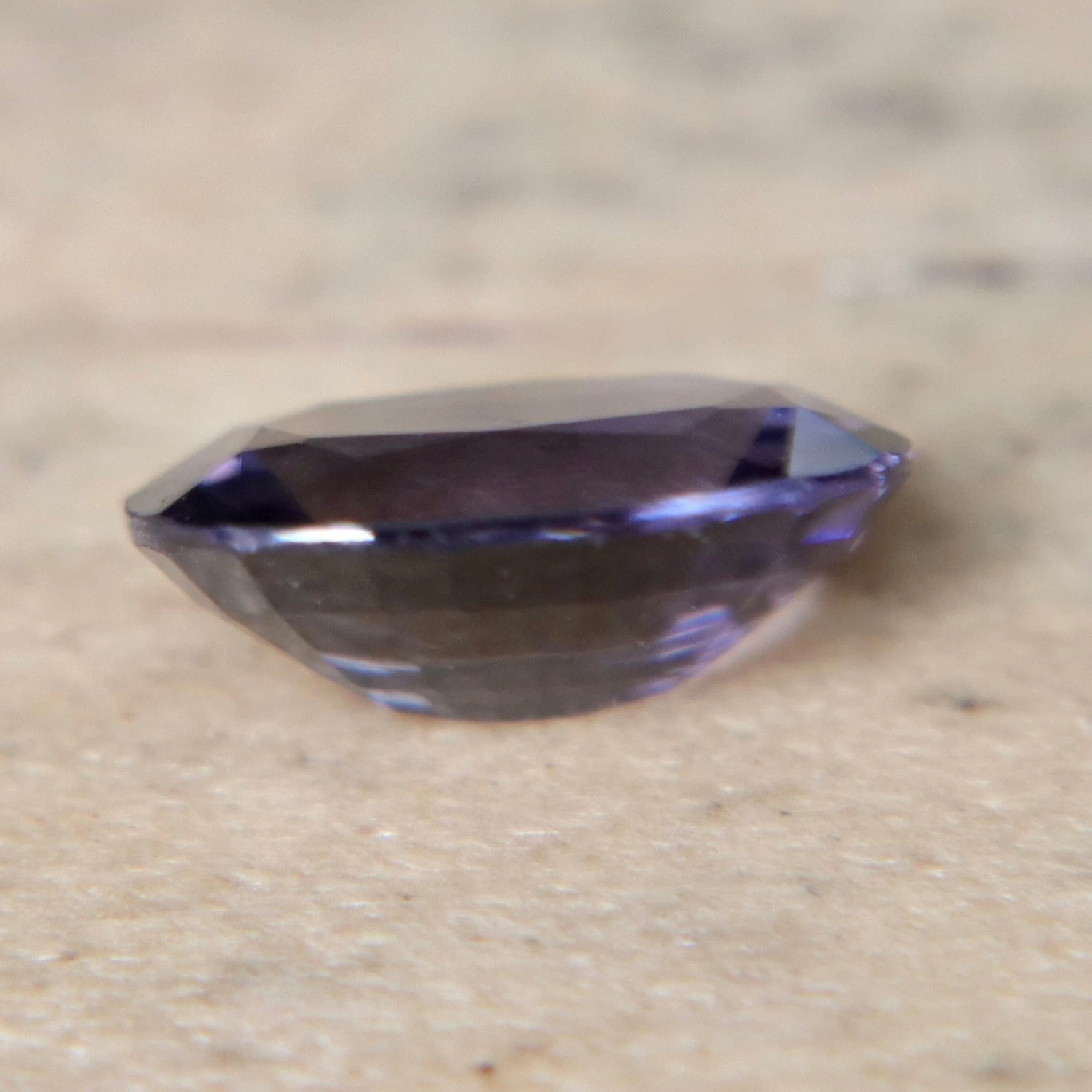 💎 Natural Purple Spinel – 1.60 Carat (Oval Cut, Ceylon Origin) 3 💎 Natural Purple Spinel – 1.60 Carat (Oval Cut, Ceylon Origin) - Image 3