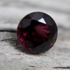 Natural Purplish Pink Spinel – 2.80 Carat Round Cut From Ceylon (VVS Clarity) -Sapphire Pal Shop natural purplish pink spinel 280 carat round cut from ceylon vvs claritysapphirepal 159209