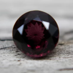 Natural Purplish Pink Spinel – 2.80 Carat Round Cut From Ceylon (VVS Clarity) -Sapphire Pal Shop natural purplish pink spinel 280 carat round cut from ceylon vvs claritysapphirepal 985866