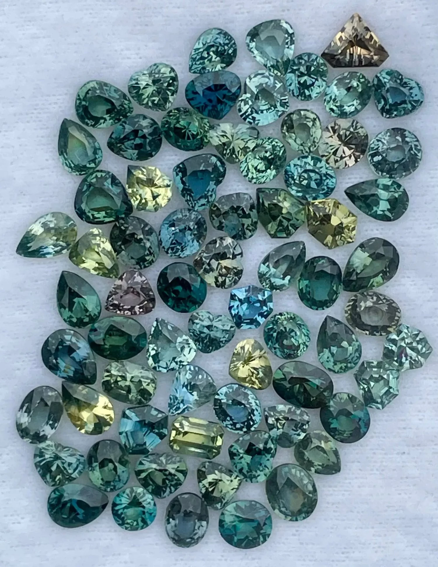 Natural Sapphires Parcel 8 Natural Sapphires Parcel - Image 8