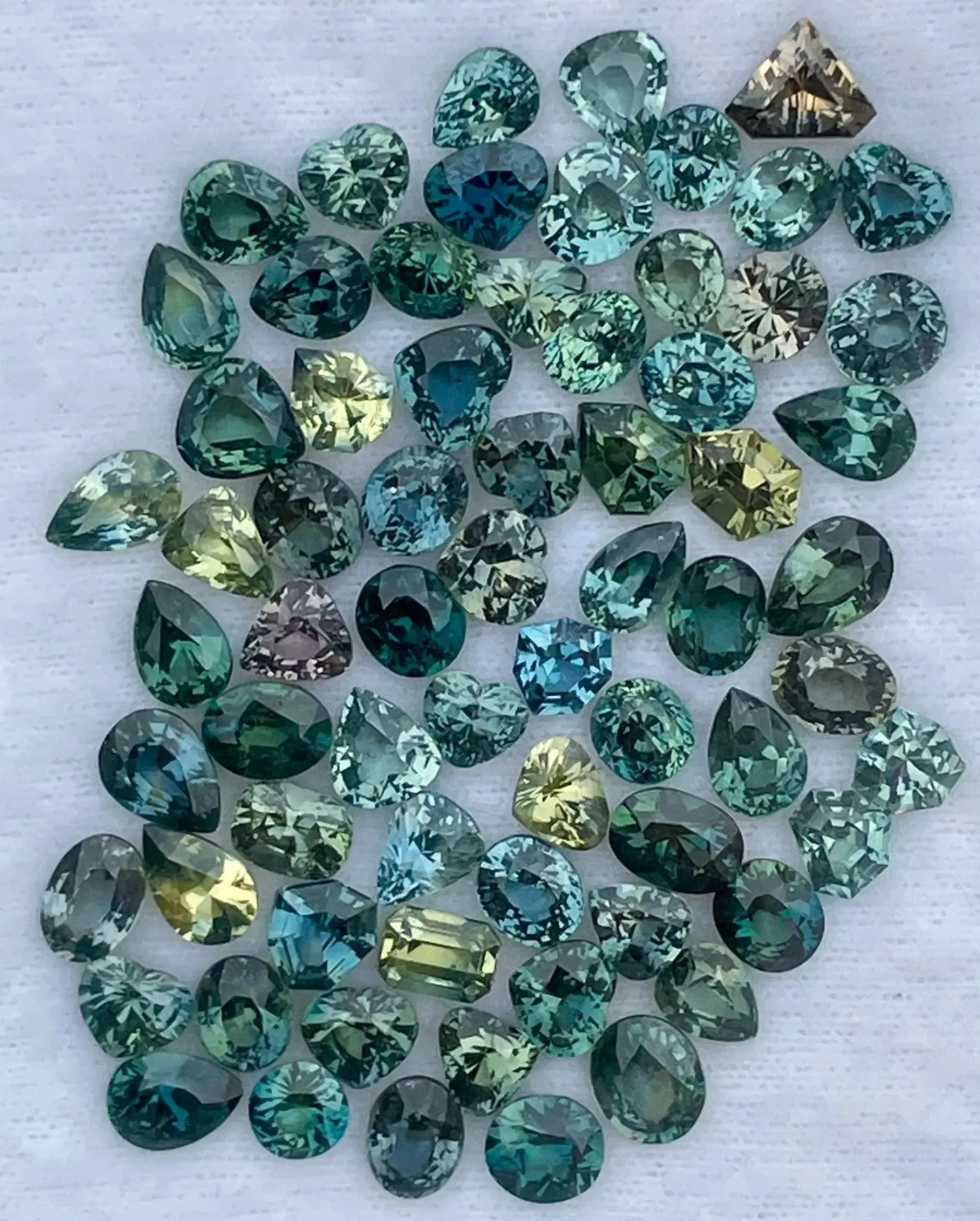 Natural Sapphires Parcel 9 Natural Sapphires Parcel - Image 9