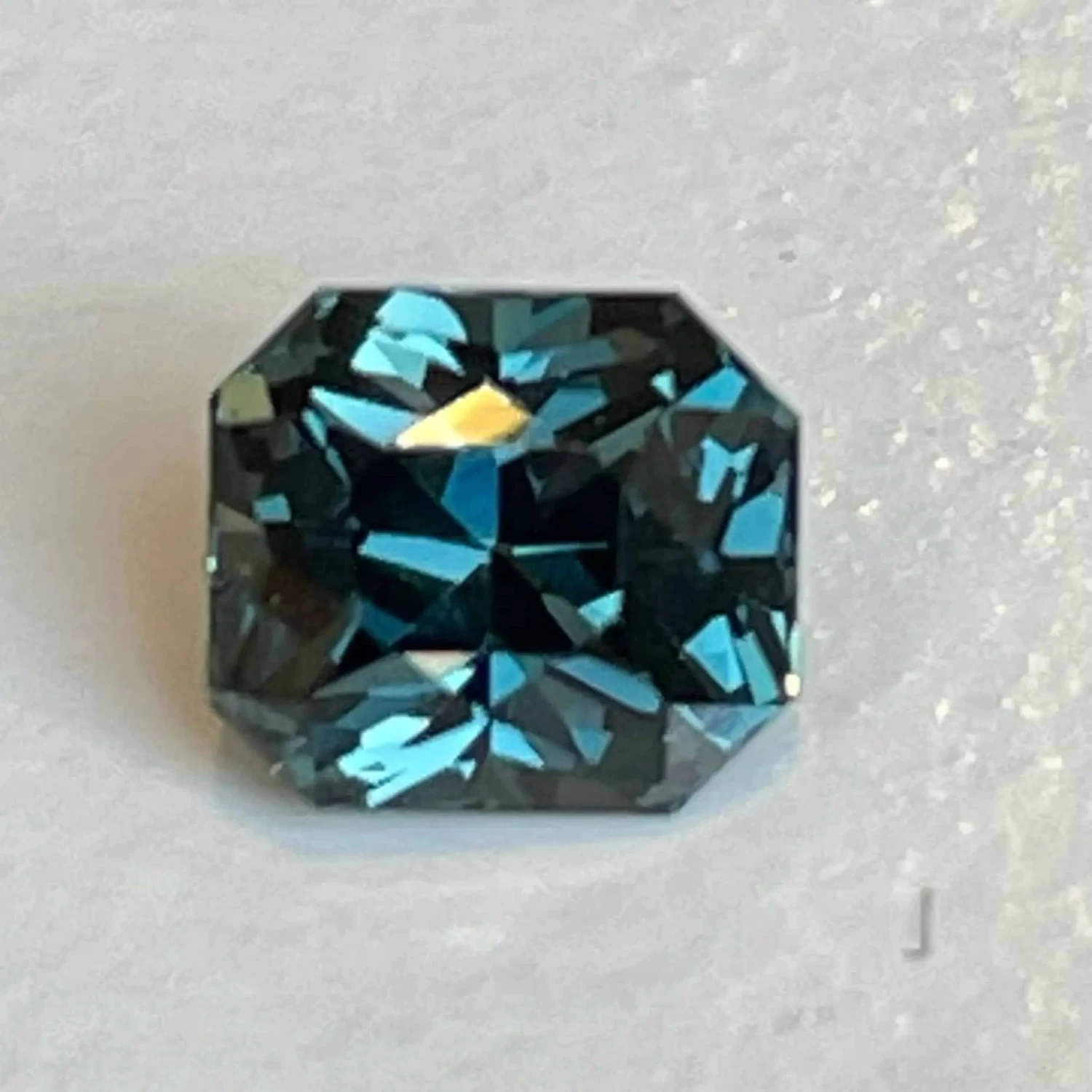 Natural Teal Sapphire – 0.98 Carat Emerald Cut (Unheated) 6 Natural Teal Sapphire – 0.98 Carat Emerald Cut (Unheated) - Image 6