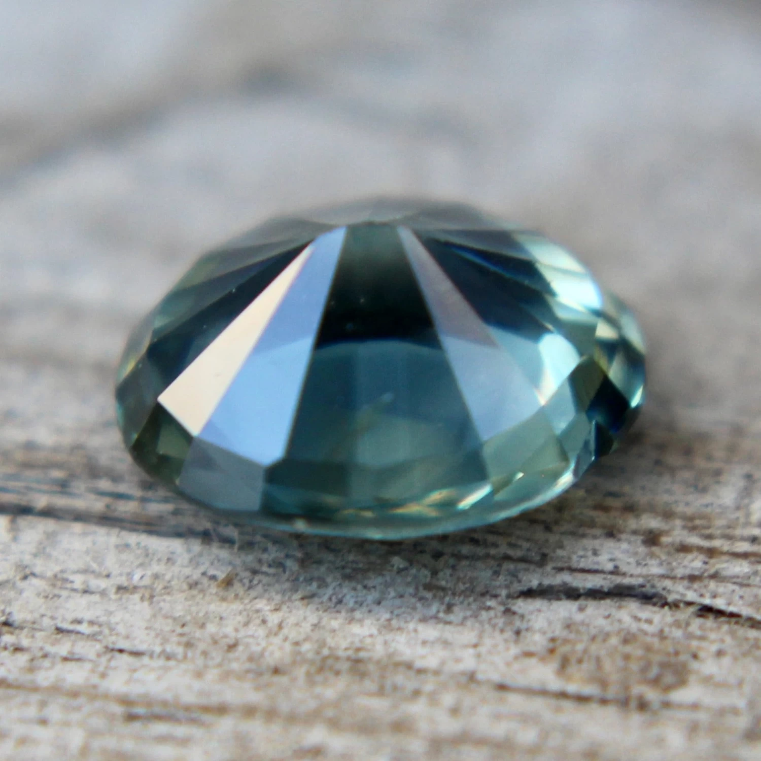 Natural Teal Sapphire – Oval Cut 2 Natural Teal Sapphire – Oval Cut - Image 2