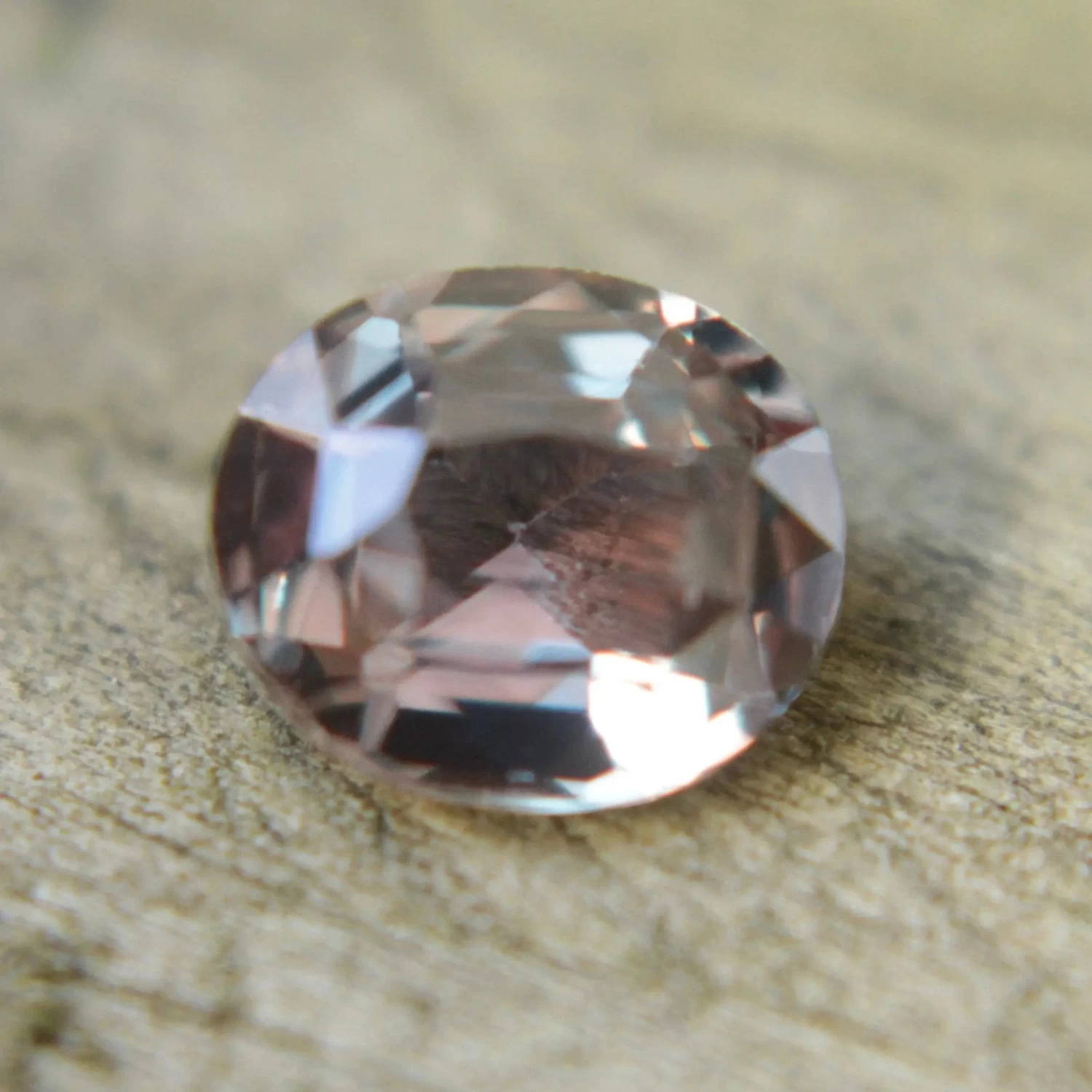 Natural Unique Coloured Sapphire 9 Natural Unique Coloured Sapphire - Image 9