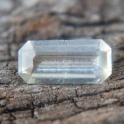 Natural White Sapphire With Slight Yellow -Sapphire Pal Shop natural white sapphire with slight yellowsapphirepal 239571