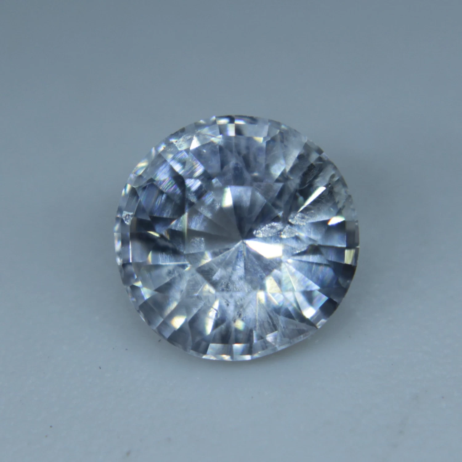 Natural White Sapphire | Round Cut | 0.89 Carat 8 Natural White Sapphire | Round Cut | 0.89 Carat - Image 8
