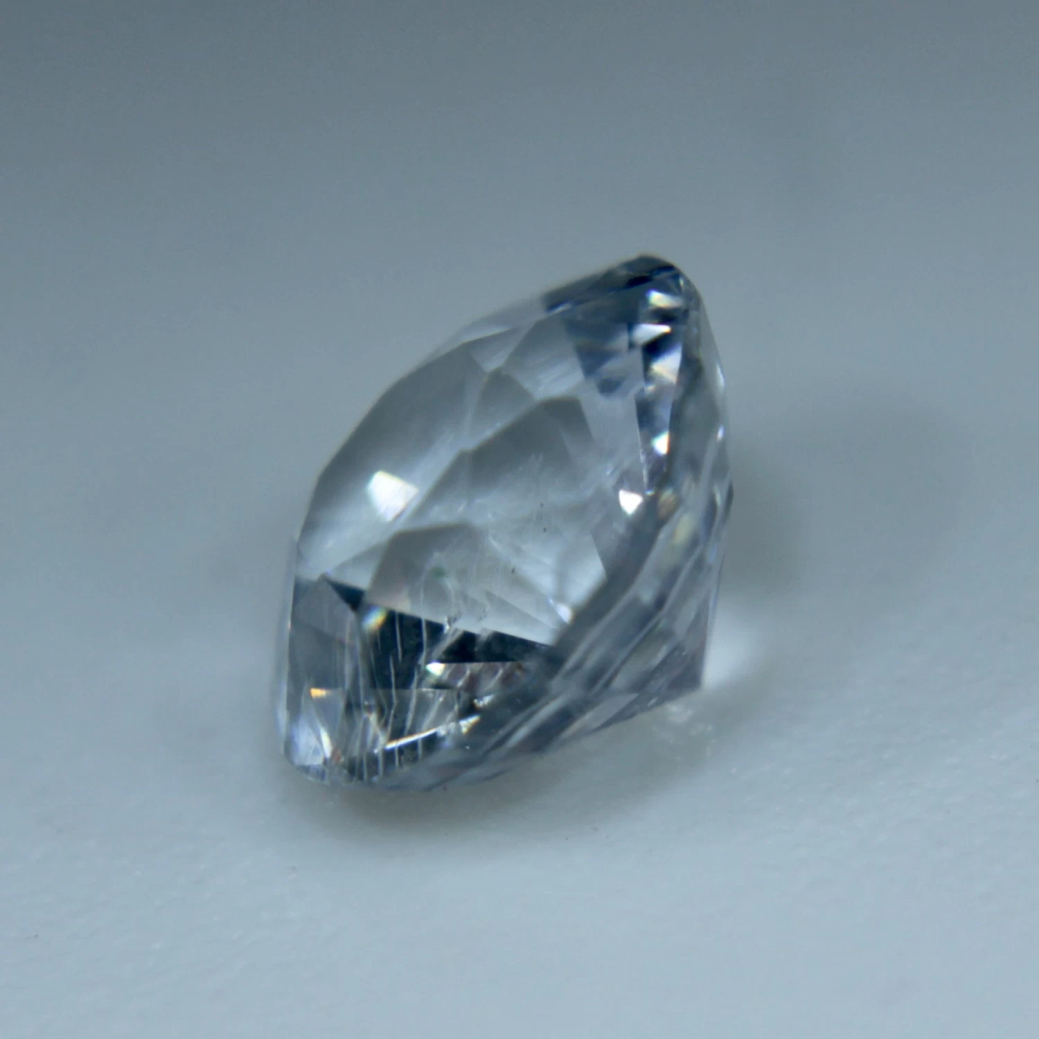 Natural White Sapphire | Round Cut | 0.89 Carat 5 Natural White Sapphire | Round Cut | 0.89 Carat - Image 5